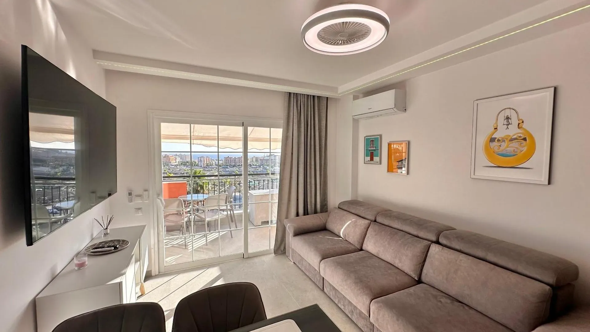 Sunset Apartment 3 & Heated Pool لوس كريستيانوس